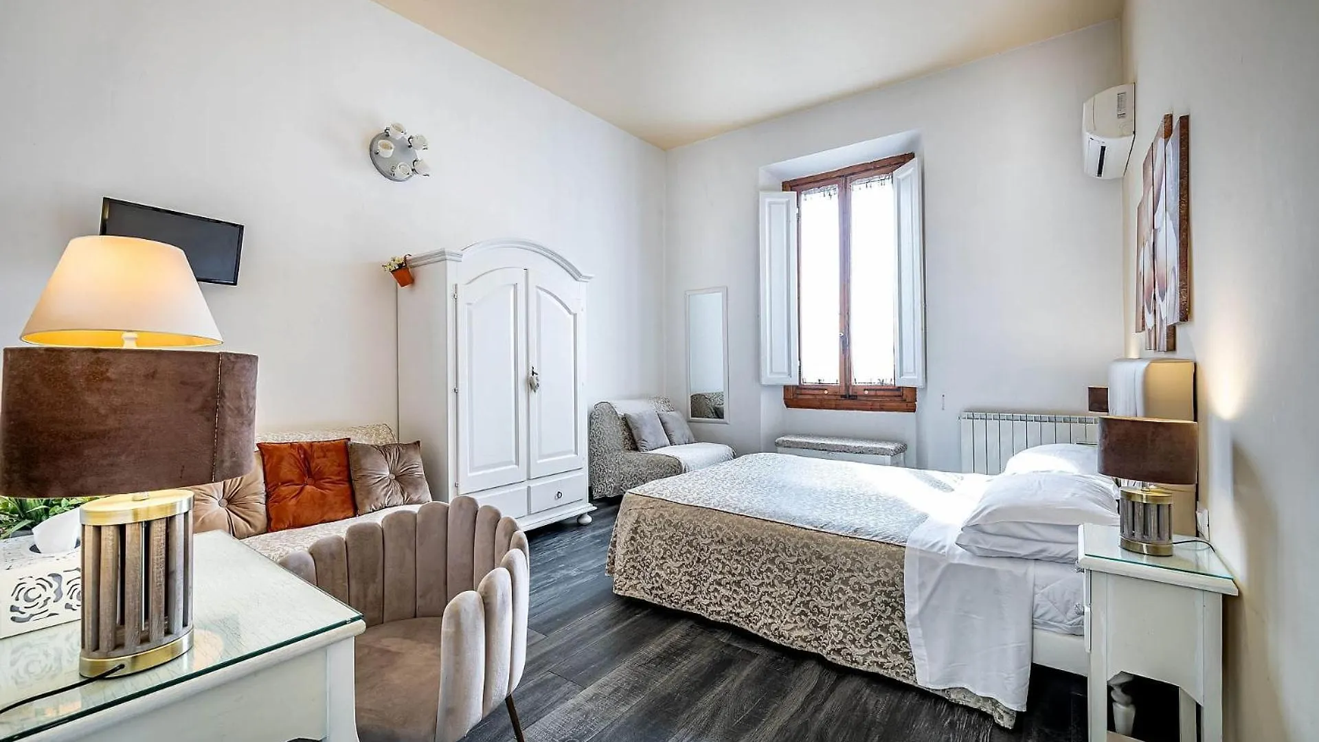 Il Viaggiator Leggero Bed & Breakfast Florence Italy