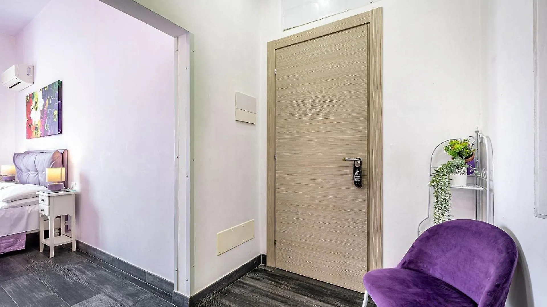 Il Viaggiator Leggero Bed & Breakfast Florence 0*,  Italy